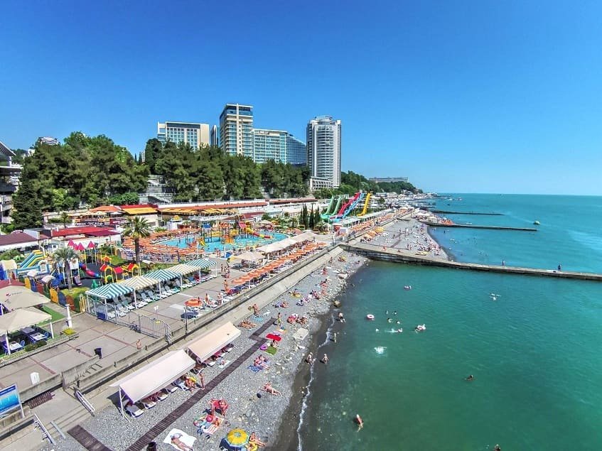 Веб-камера Сочи - Пляж «Маяк», западная сторона