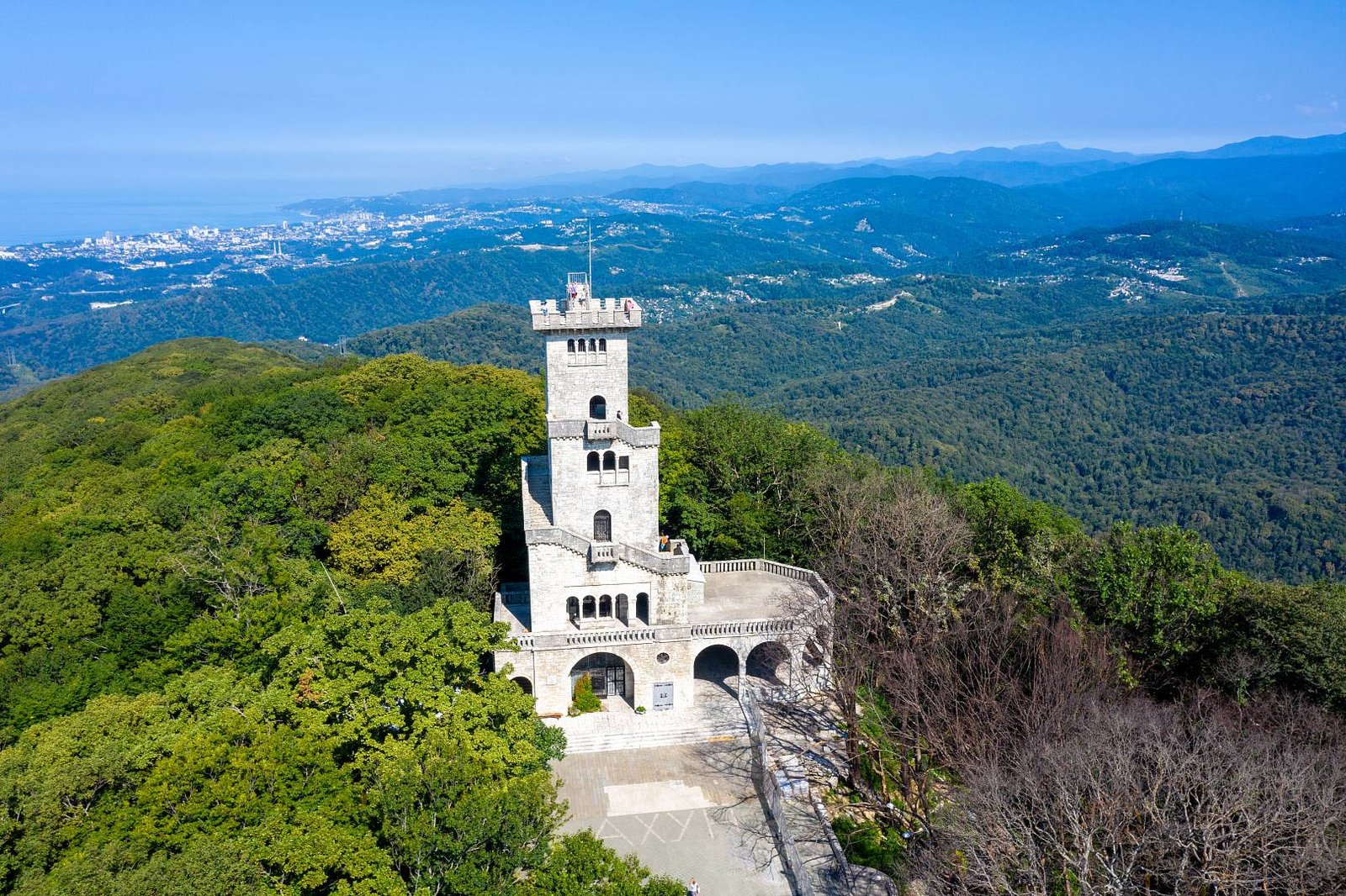 Веб-камеры Башня на горе Ахун, Хоста