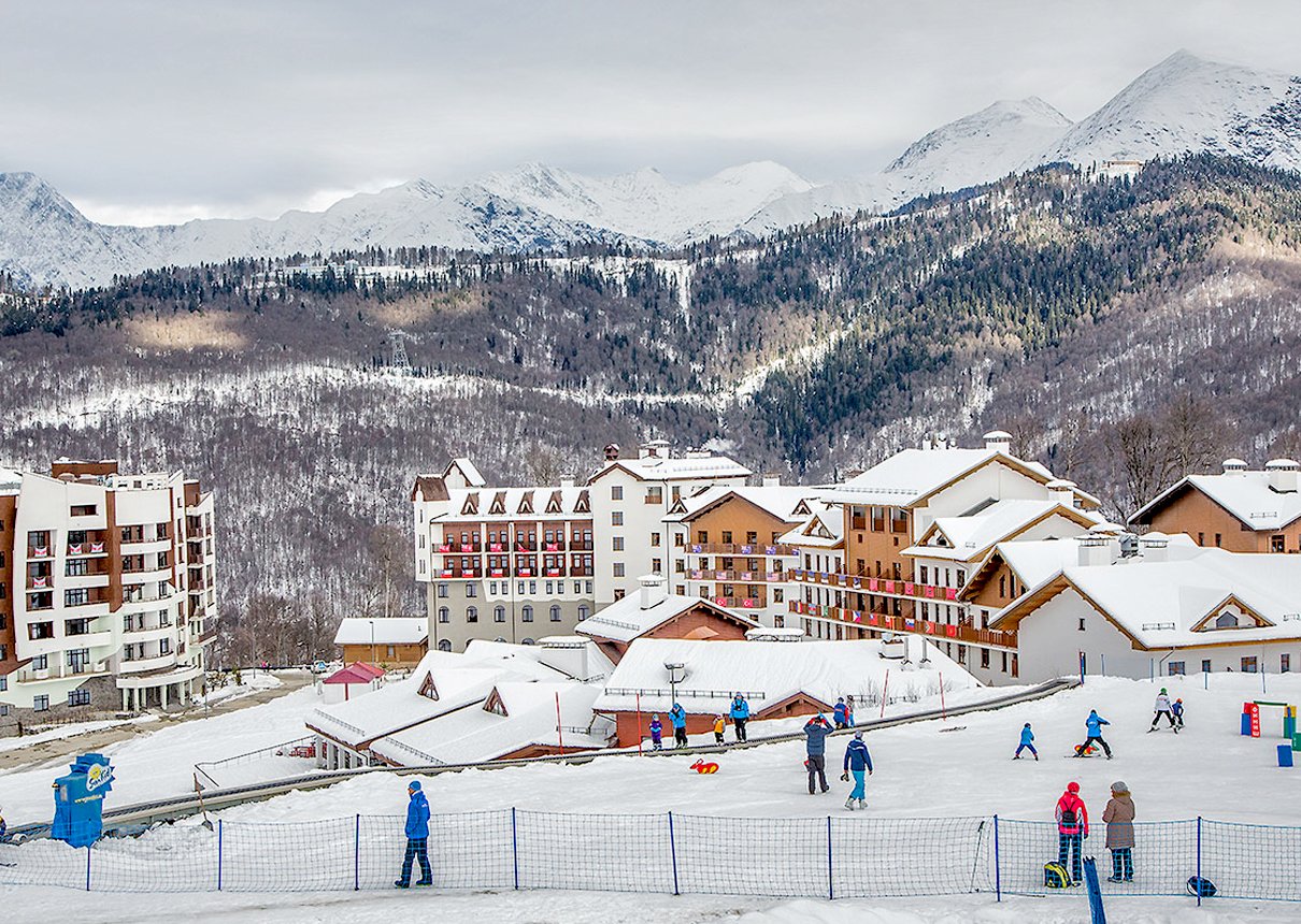 Веб-камеры Горная Олимпийская деревня, Роза Хутор