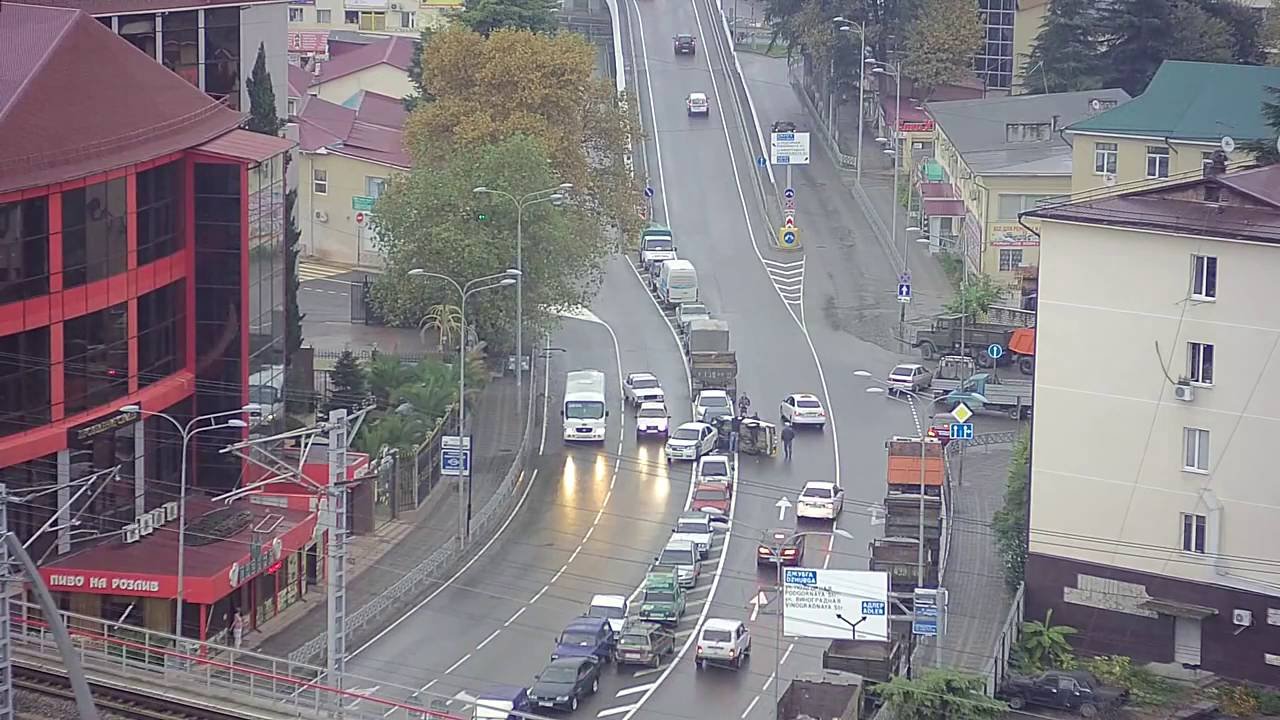 Веб-камера Сочи - Гагарина / Грузовой двор