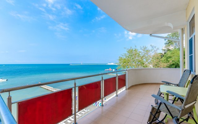 Веб-камера Сочи - Городской пляж