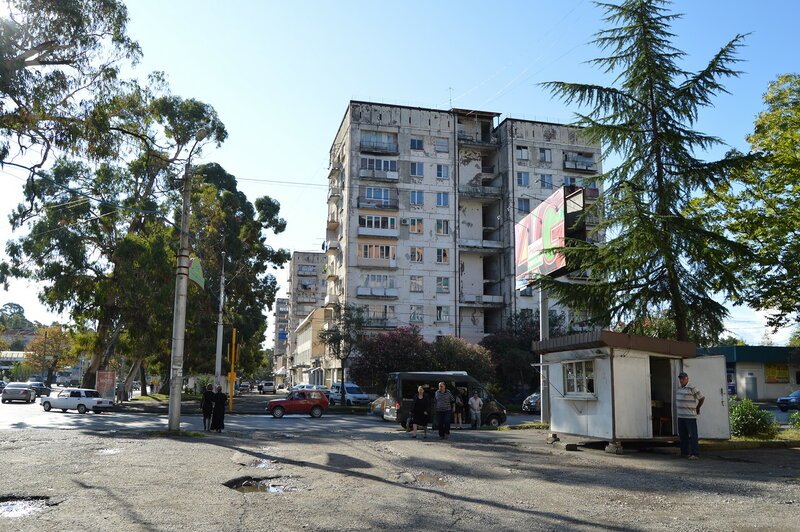 Веб-камеры пересечение ул. Эшба и ул. Назадзе