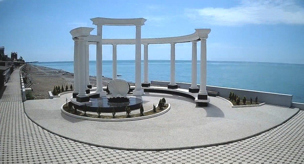 Веб-камеры Набережная, Колоннада 