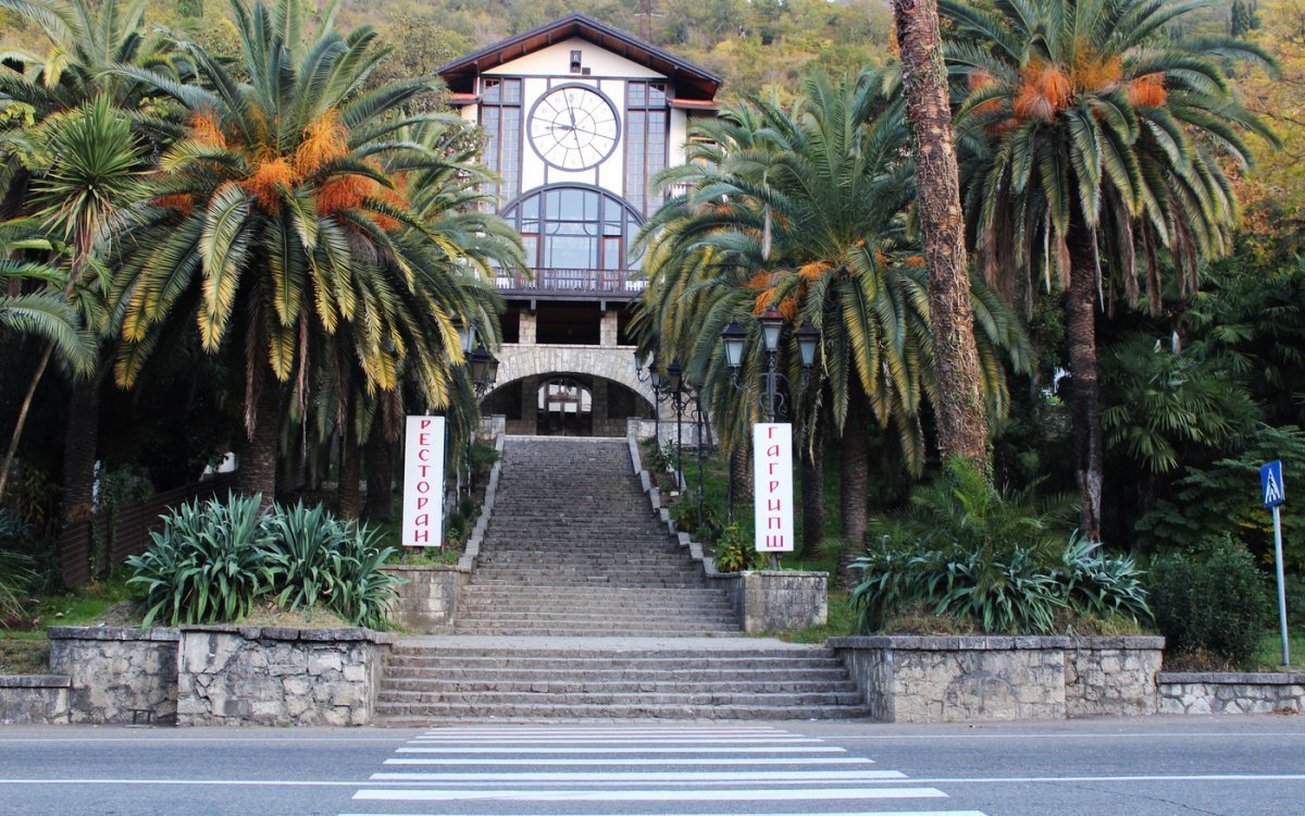 Веб-камеры переход у ресторана 